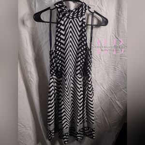 Bisou Bisou women's geometric dress size 6